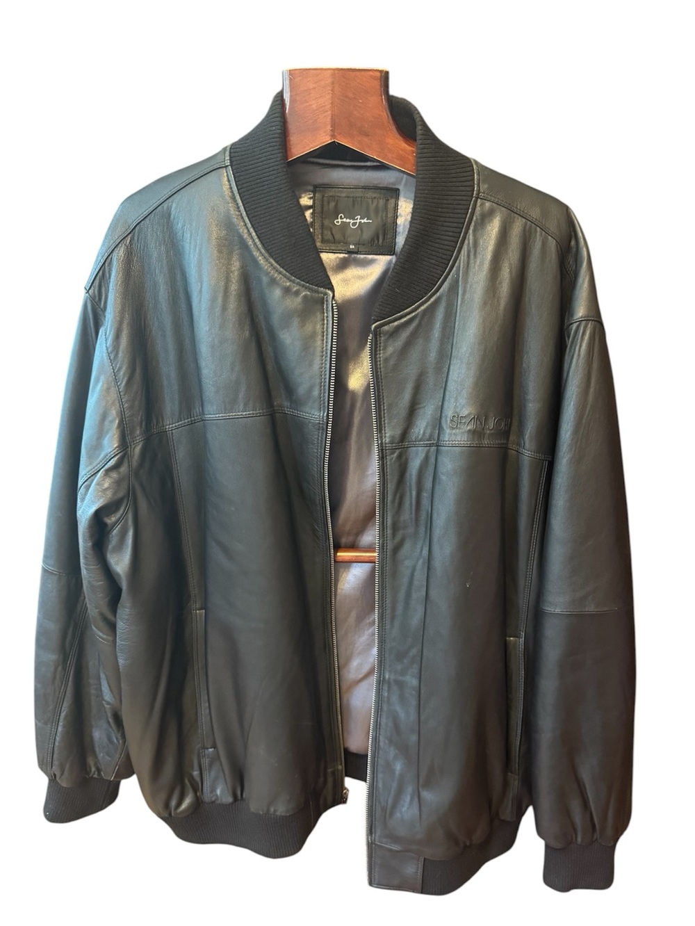 Men's Black Leather Bomber Jacket - Sean John used very little size 5X